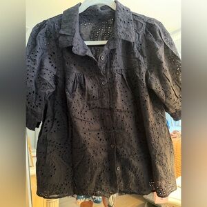 NEW Short Sleeve Button down Hollow Out Eyelet Embroidered Blouses Shirt M